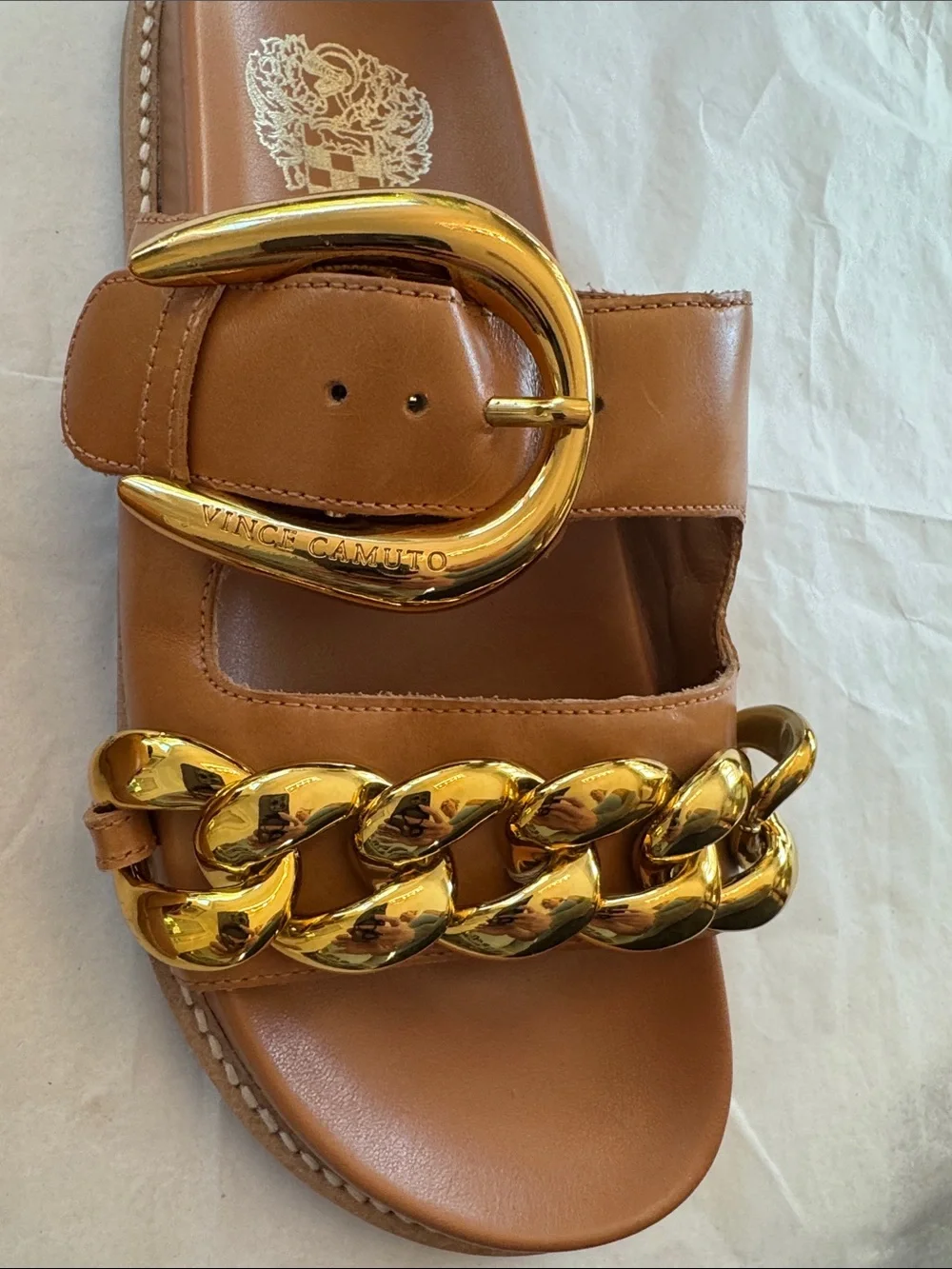 Vince Camuto Kennedys leather Sandals with gold accent Chain & Buckle 7